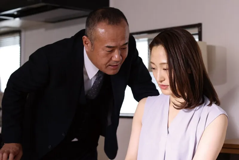 Chồng yêu dính bẫy của quản lý mất vợ yêu lúc nào không hề hay biết